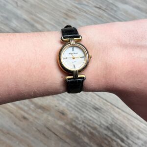 Vintage Hugo Maxx Quartz Watch Gold Tone Black Leather Small Classic Antique